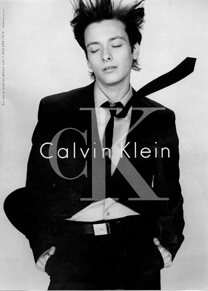 Edward Furlong en una sesión fotográfica para Calvin Klein